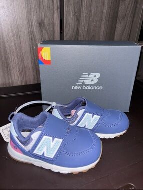 New Balance Kids Blue Velcro Sneakers with Light Blue Logo
